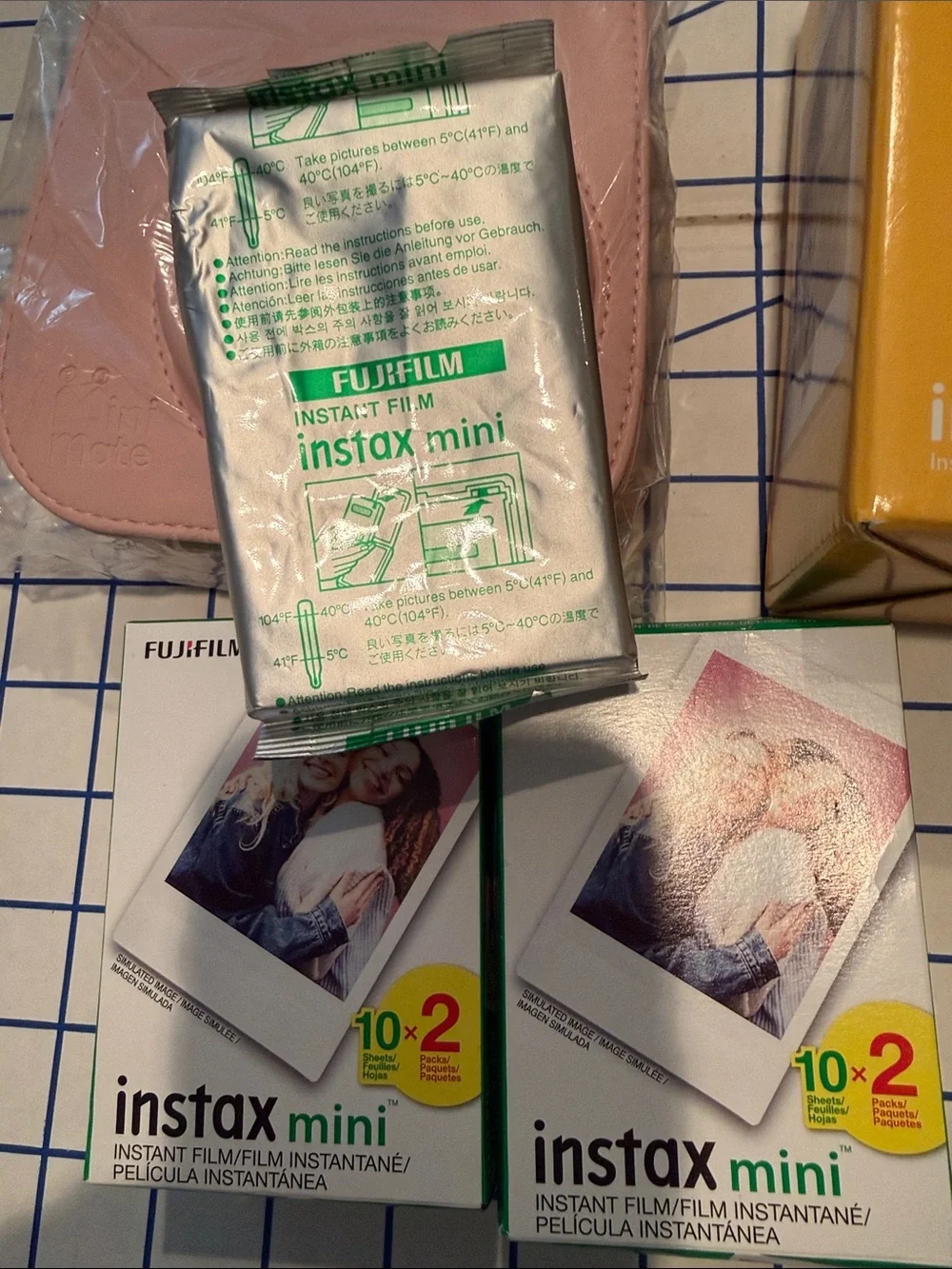 Fujifilm instax mini 11 Blush Pink Instant Camera with Pink Case and Film